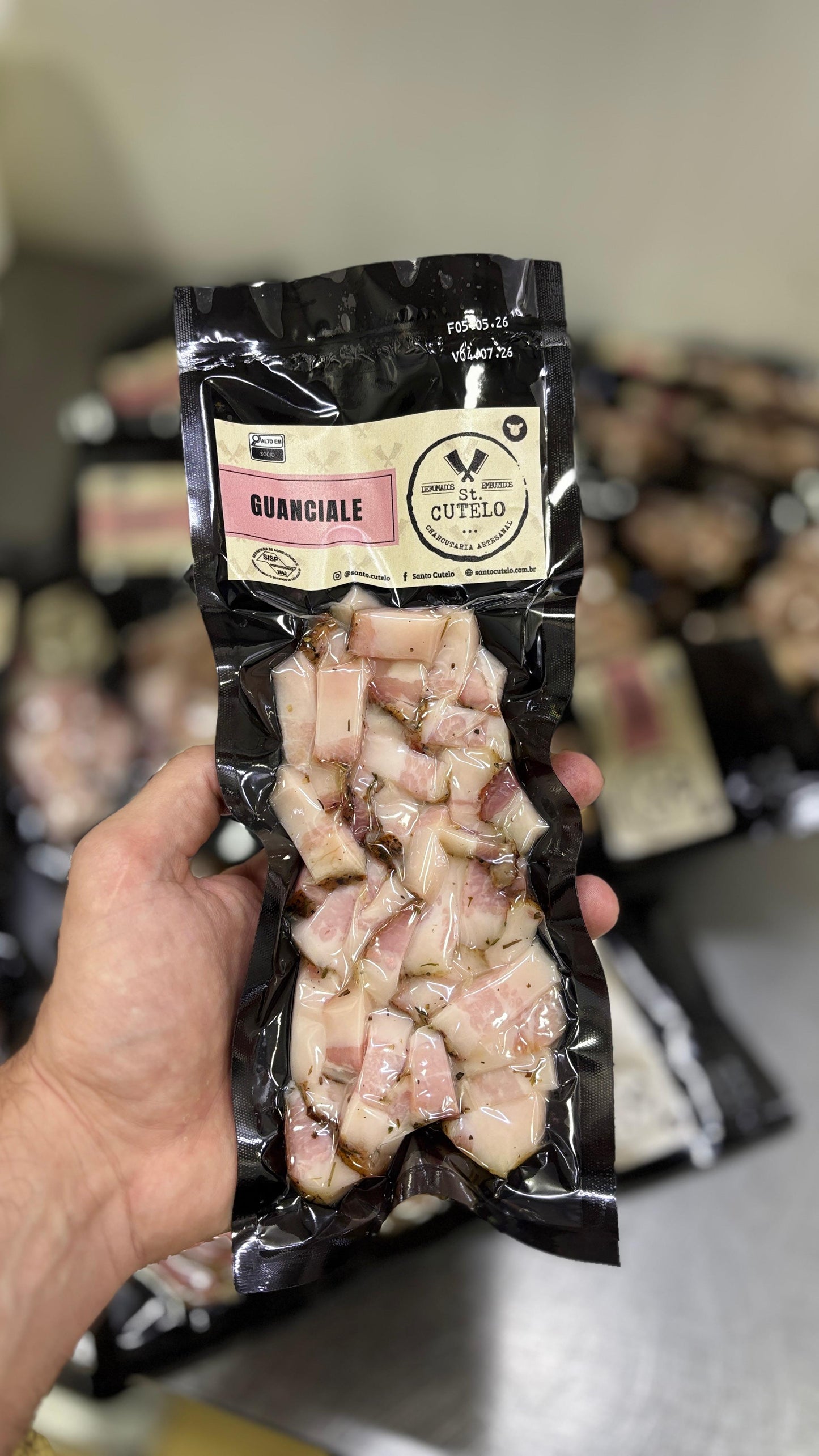 Guanciale Cubos 120g Santo Cutelo: O Segredo da Culinária Italiana em Versão Premium.